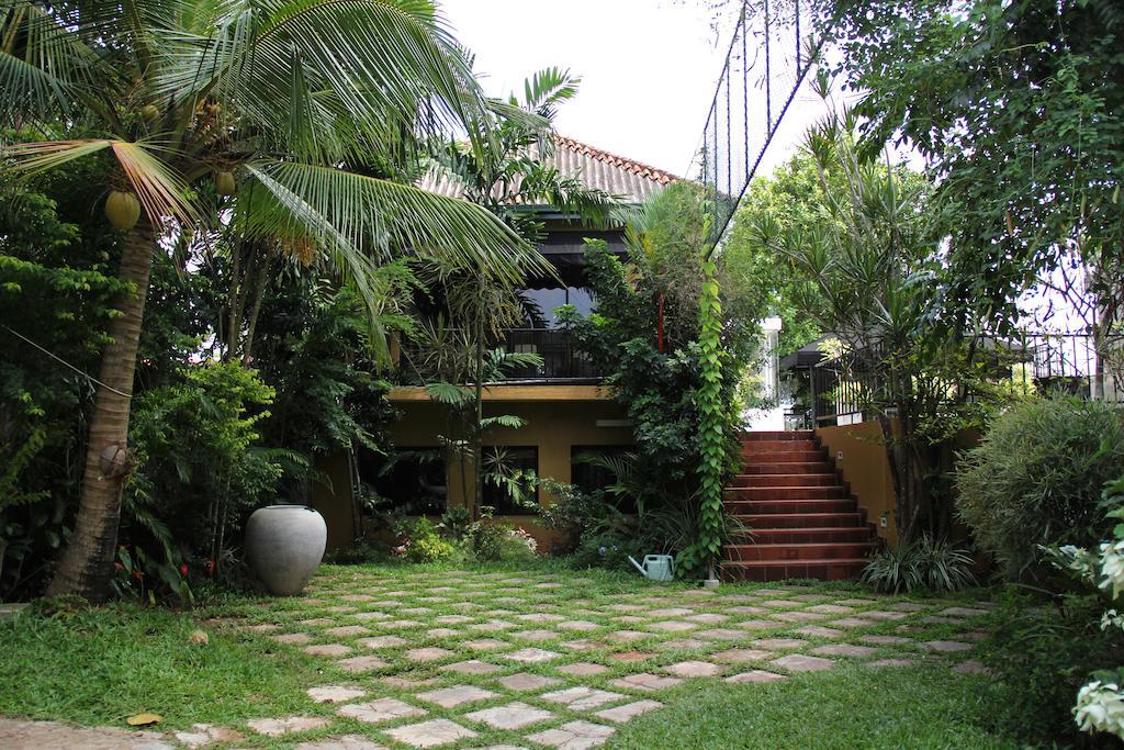 Villa Escondite - The Hotel Sri Jayewardenepura Kotte Luaran gambar